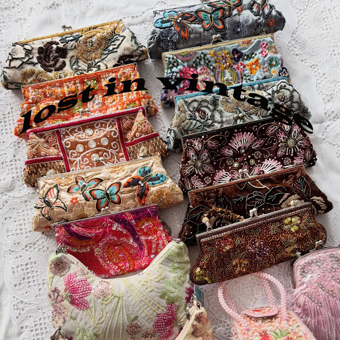 Lost in Vintage Hand-embroider - Evening Bag Beaded ulasan dan harga