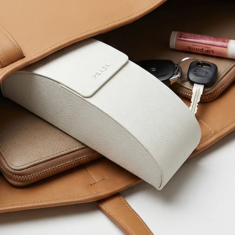Prada Luxury Fashion Textured  - Women Bags Prada ulasan dan harga
